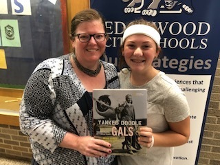 Haylee Lakes Wins National Contest