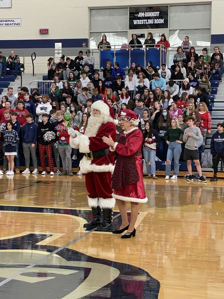Students and Staff enjoy annual White Christmas Assembly 