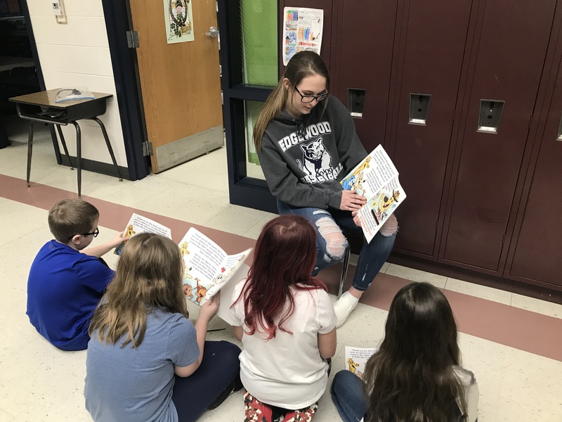 EES and EHS students reading